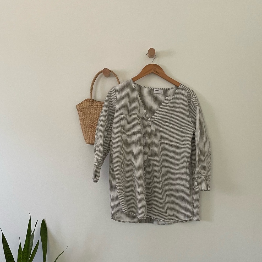 Linen button up stripe blouse 🌱